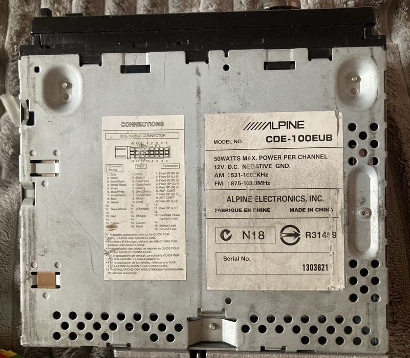 Автомагнитолла Alpine CDE-100EUB с usb