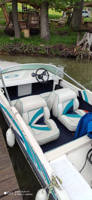Motorówka Arrowflyte 99