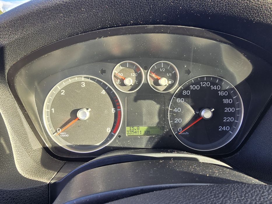 Ford Focus 1.6 TDCI 109 cv