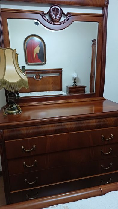 Móveis  usados  Antigos