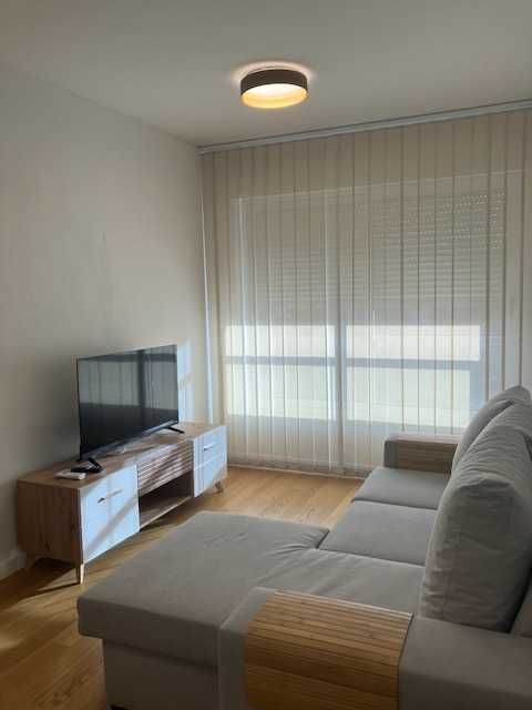 Arrenda-se T1 Alta de Lisboa, Novo, Mobilado