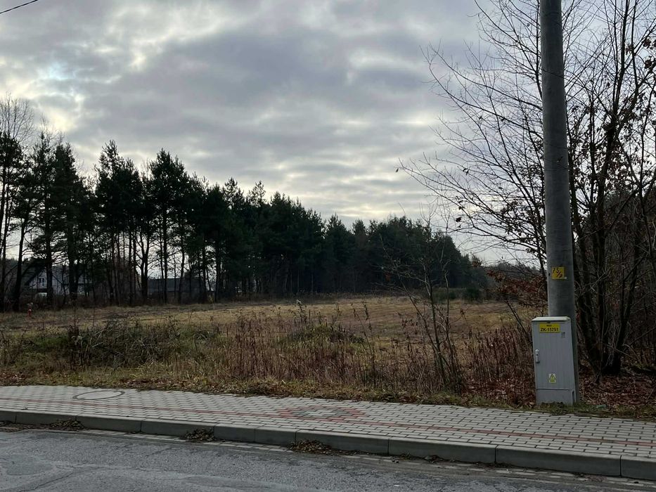 Działka o powierzchni 11,8 a Brzeźnica ul. Słoneczna