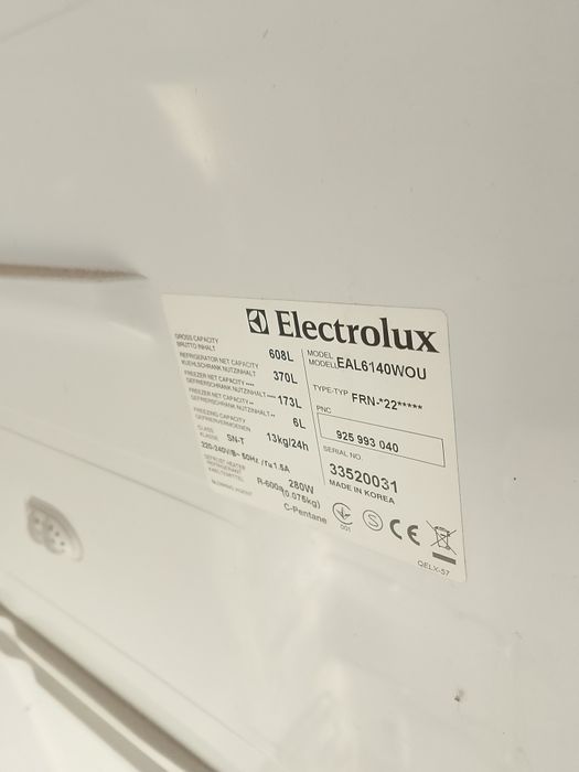 Холодильник по запчастям