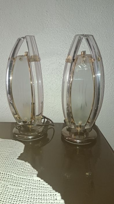2 candeeiros de cabeceira