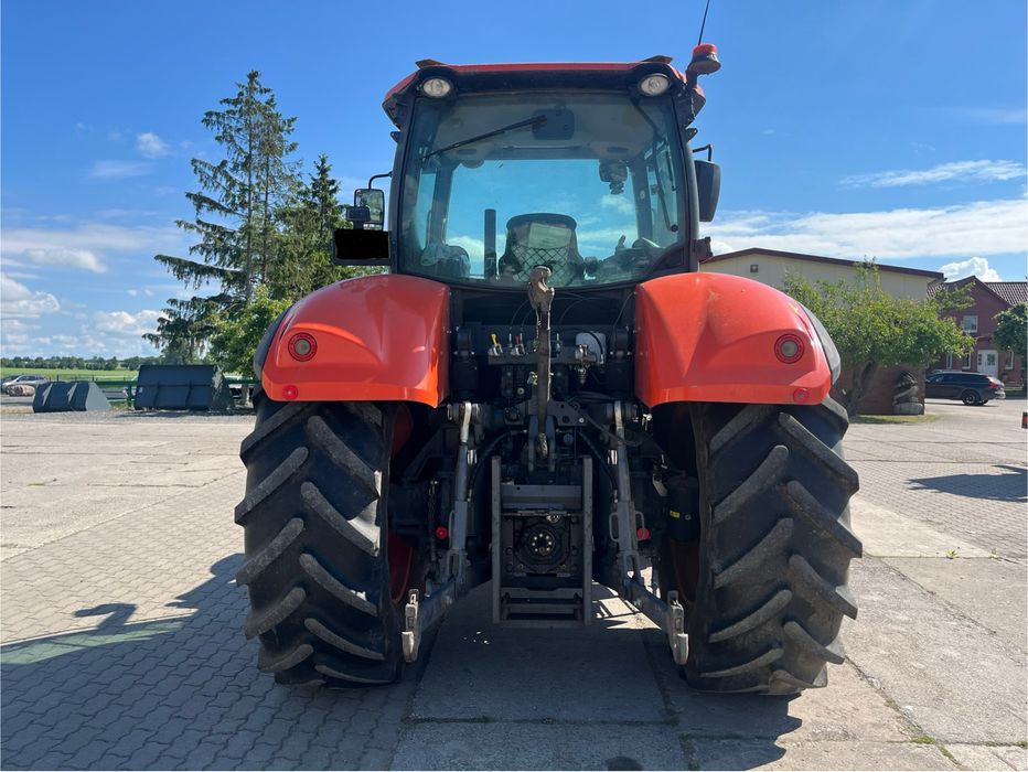 Kubota M6121 Kubota