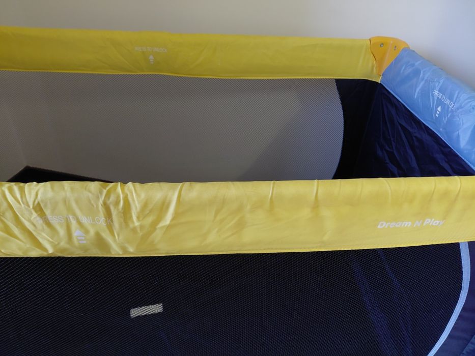 Cama de viagem para bebés