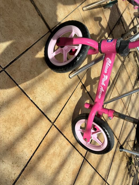 Trotinete Skate Fisher Price Bicicleta de equilibrio Chicco