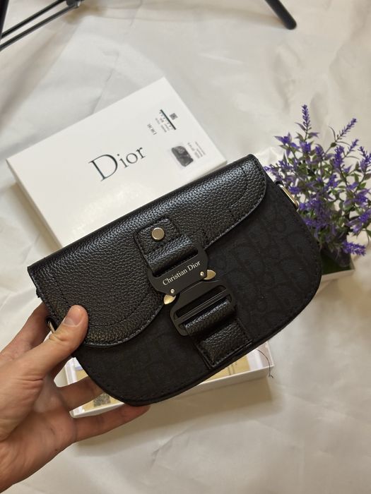 Сумка через плече Christian Чорна