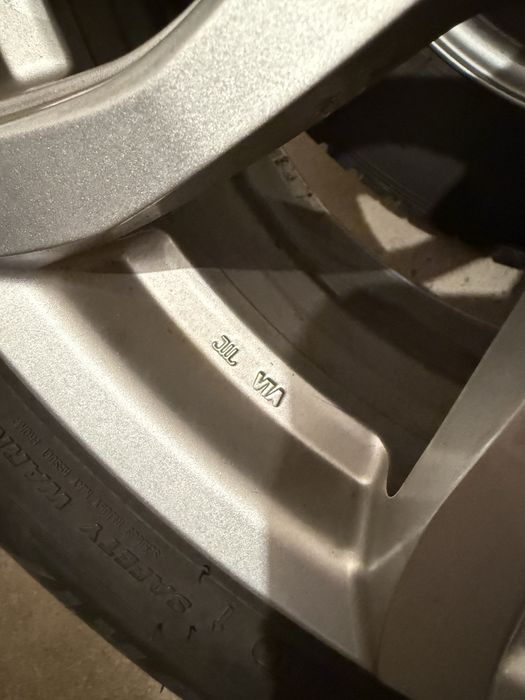 felgi 17' opony koła kia kumho 225/60/17 zimowe