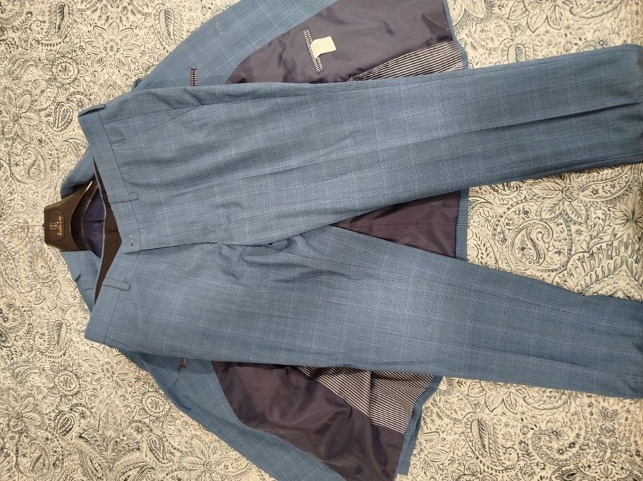 Fato SuitsInc Azul Xadrez – Slim Fit – Tamanho 52/44