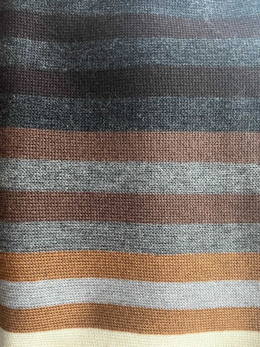 Szalik w paski bez metki