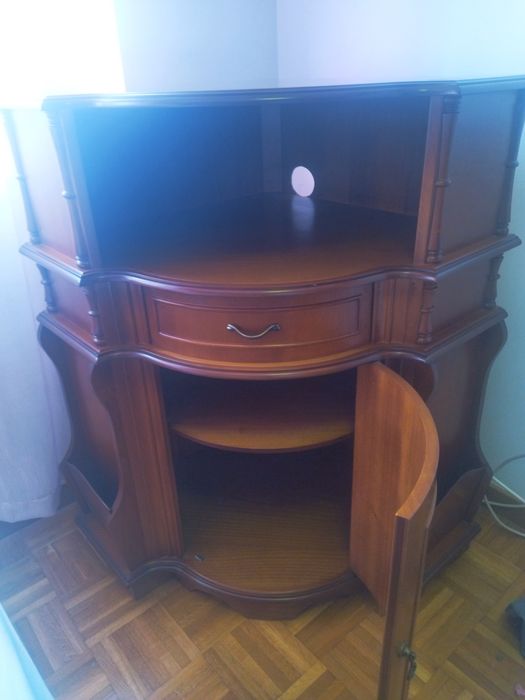 Móvel de canto  para TV