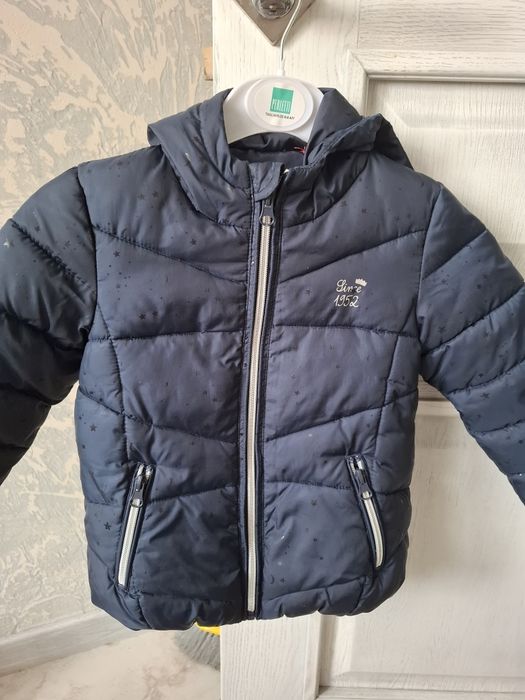 Курточка на дівчинку 98