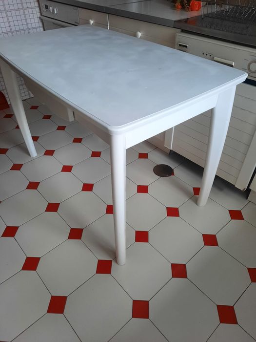 Mesa de cozinha madeira branca