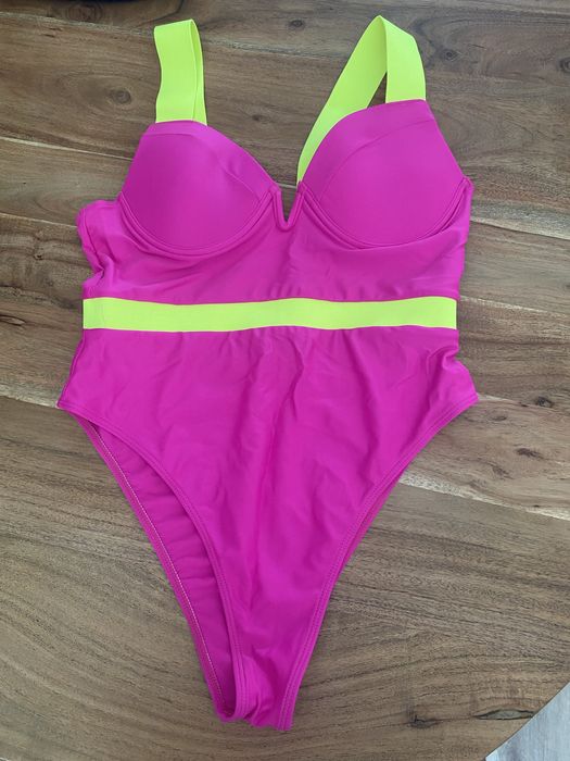 Fato de Banho Fushia novo tamanho L