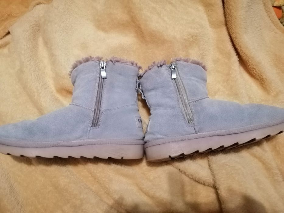 Уггі на дівчинку 35р.