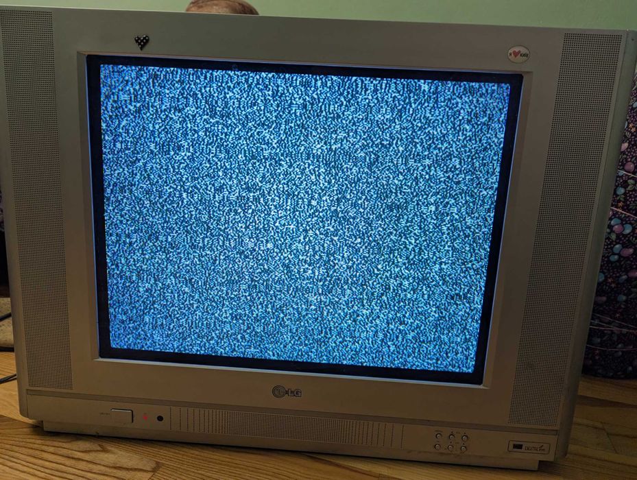 Телевізор LG RT-21FB25VW робочий