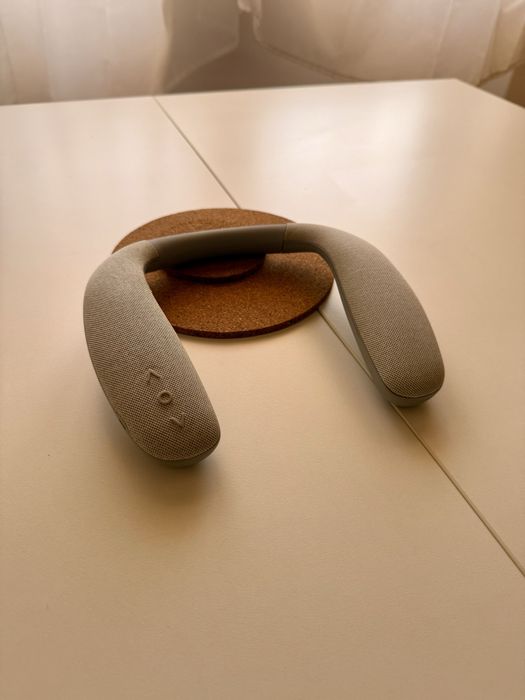 Bluetooth Neck Speaker – Coluna Portátil de Pescoço