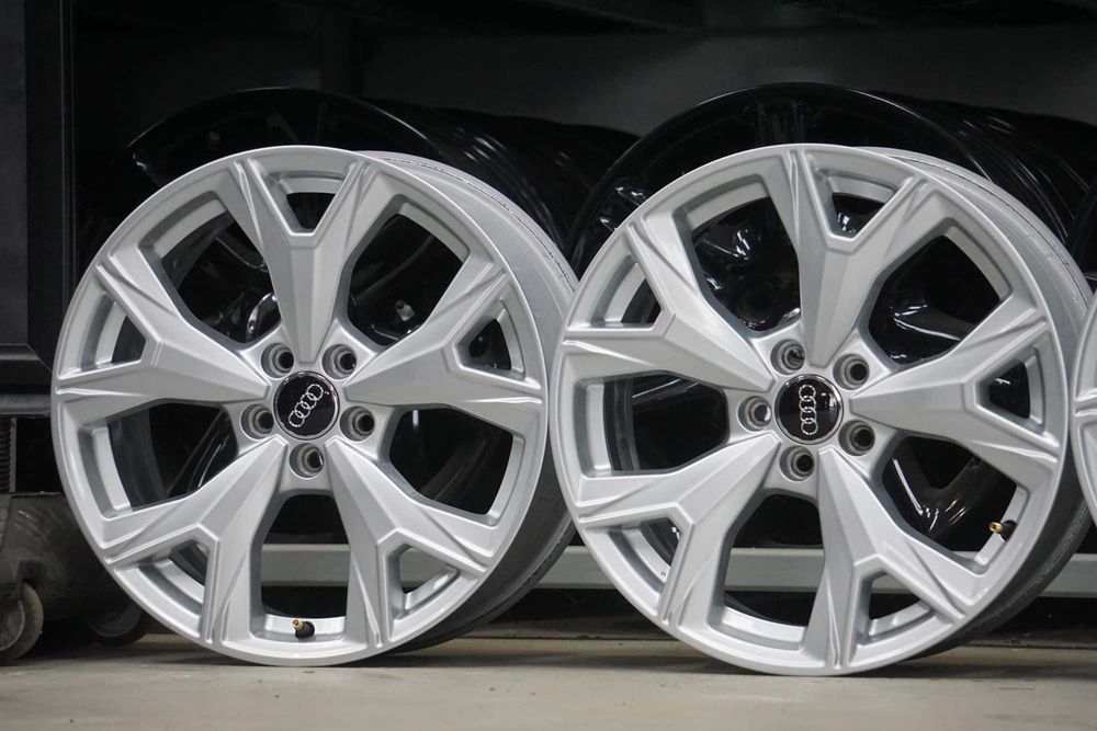 Alufelgi oryginał Audi A1 5x100 7Jx17 et43 cb57,1mm fabryczny stan