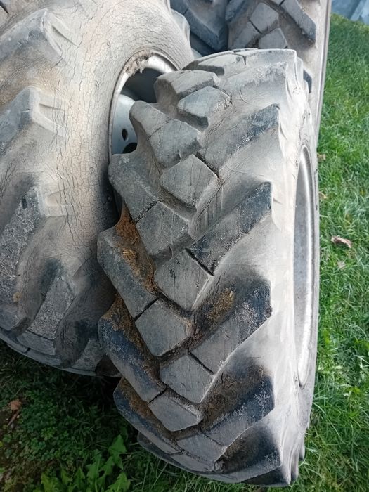 Całe  koła do Weidemann, D47,  Warfama z felgami