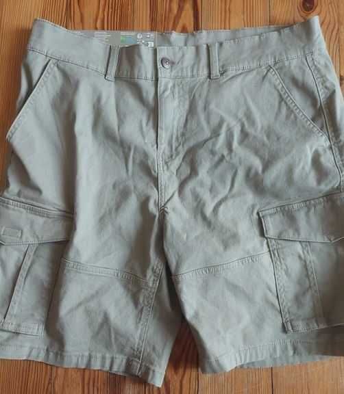 Spodnie kótkie Wyjściowe
