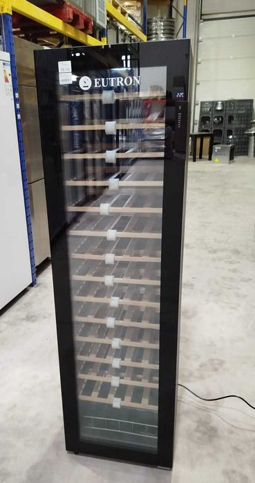 Caves de Vinho - NOVA