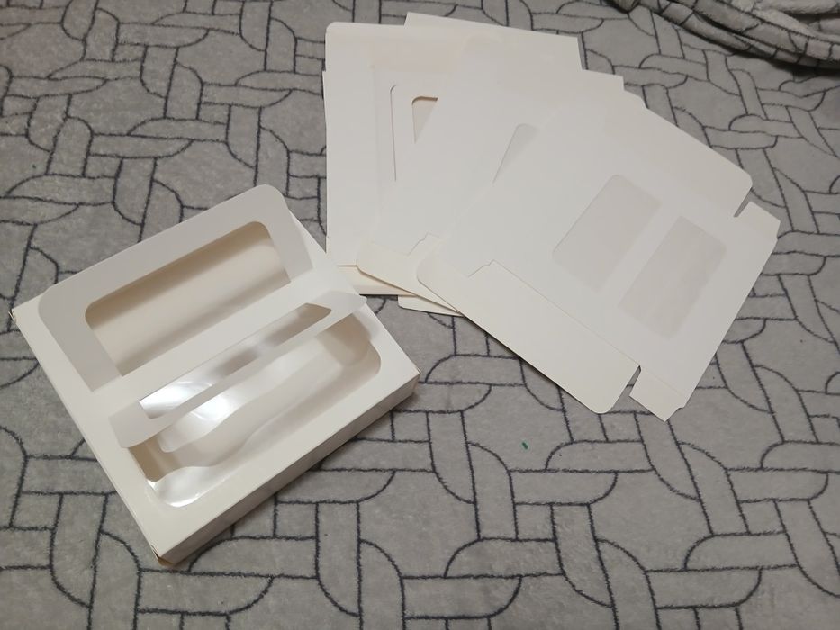 Коробочки подарункові