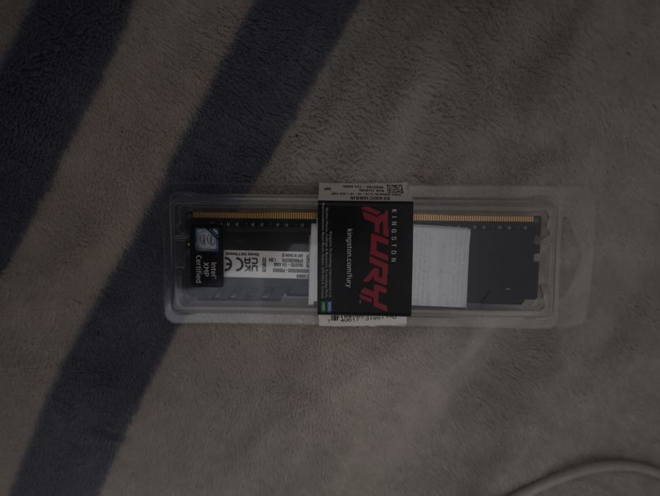 оперативна пам'ять Kingston Fury нова