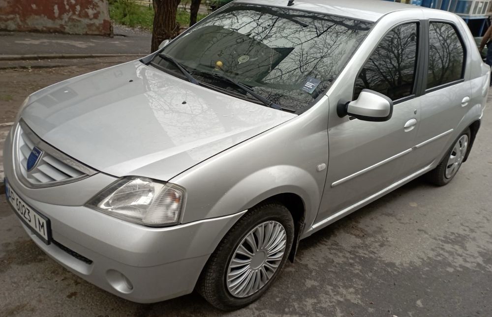 Продам Dacia Logan 1.6