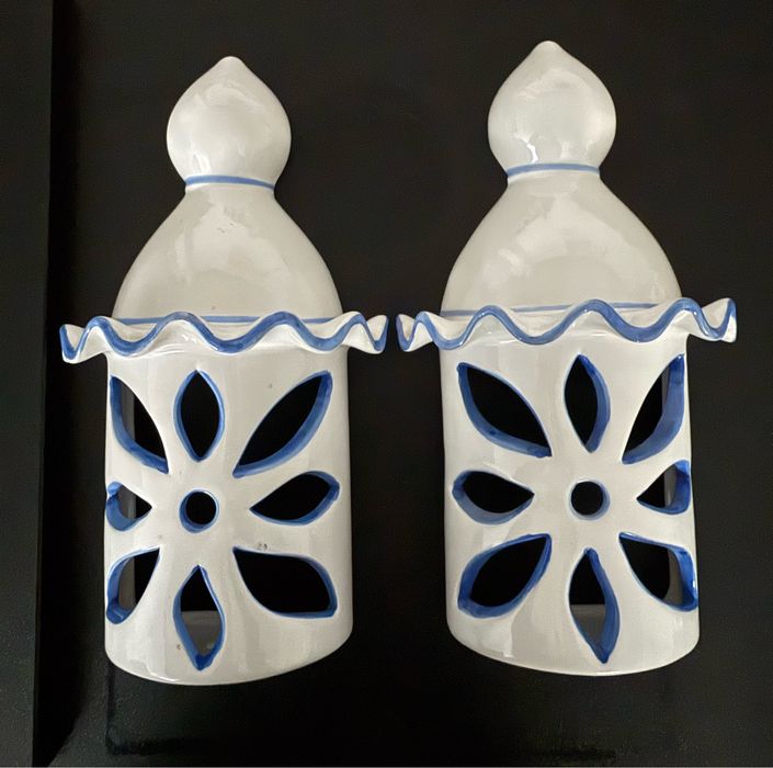 Apliques de parede pintados à mão