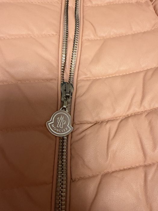 Moncler шкіряна куртка розмір xs-s
