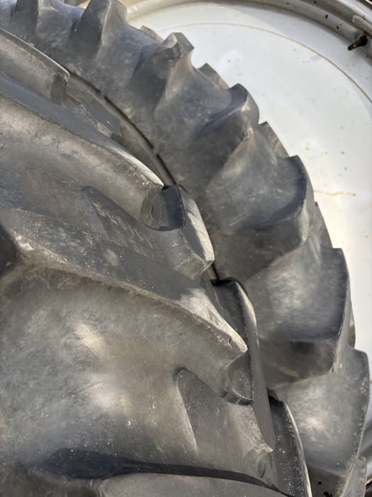 Wąskie kola do międzyrzędzi Michelin Agri Bib 320/90R50 oraz 320/85R38
