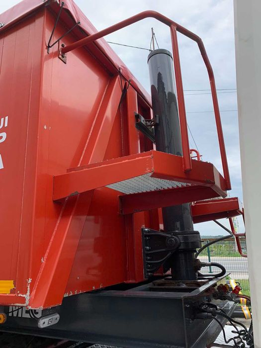 Напівпричіп самоскид Mega, intrax, 56м3, 2009 р, 6.8 т, алюмінієвий
