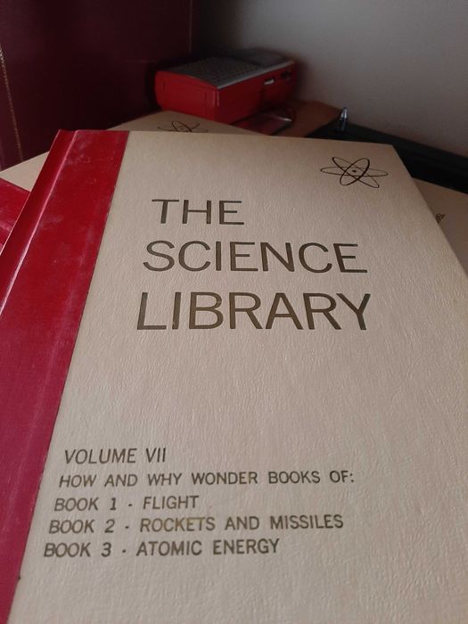 Enciclopédia  Science Library