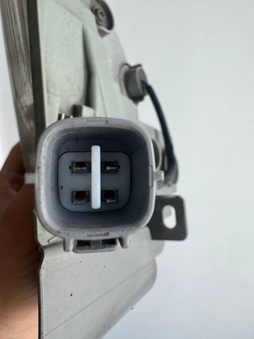 DRL  prawy do Toyota Prius + 2021-2015r