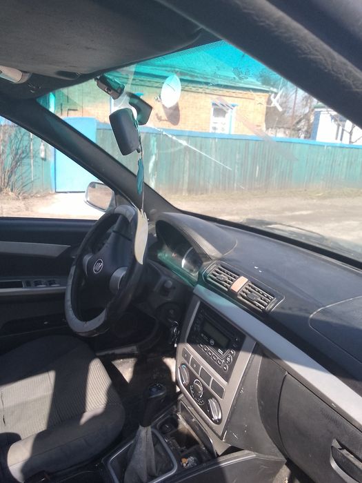 Автомобіль ліфан 320