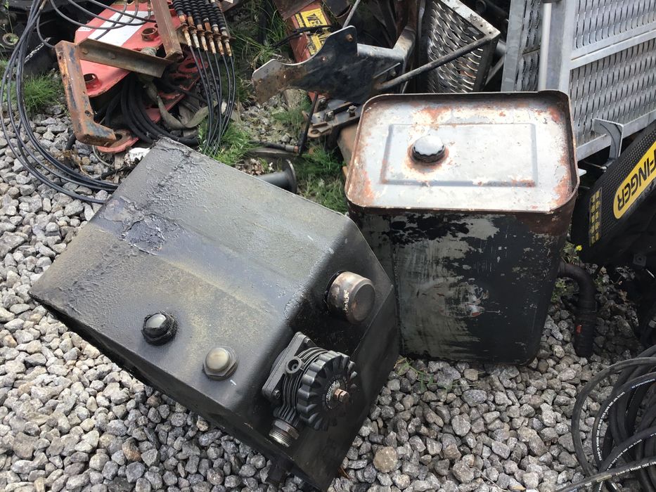 Баки гідравлічні