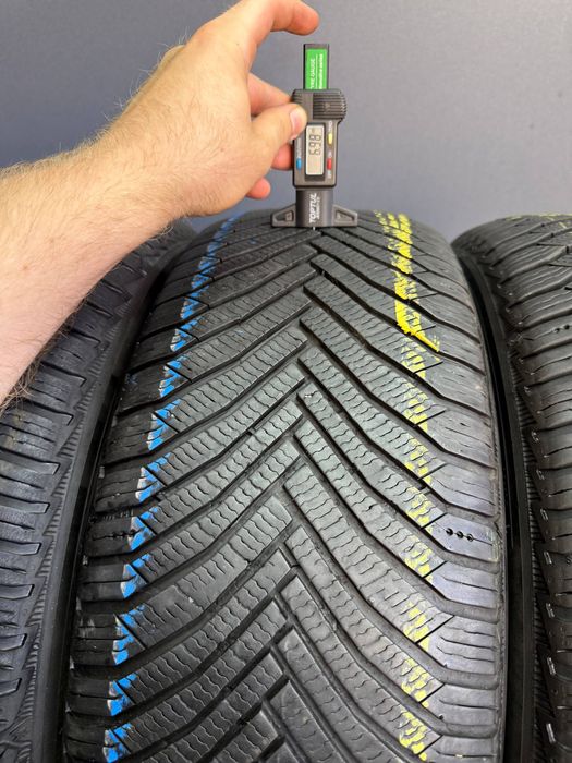 Шины БУ 215 55 R 18 Michelin Alpin 7 Зима Комплект резина