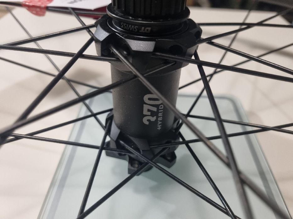 Koła mullet 29" 27.5" Dt swiss H1900 hybrid Micro Spline 2139g boost