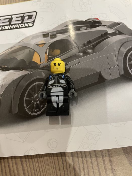 Auto Pagani LEGO