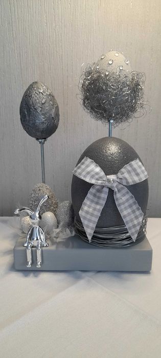 Stroik wielkanocny w stylu nowoczesnym