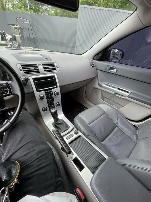 Продам volvov50 2010 р