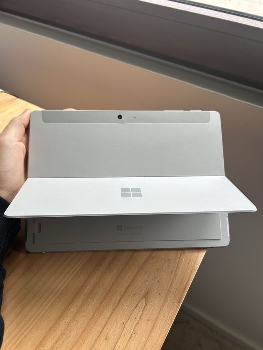 Tablet Microsoft Surface Go445886444948705281