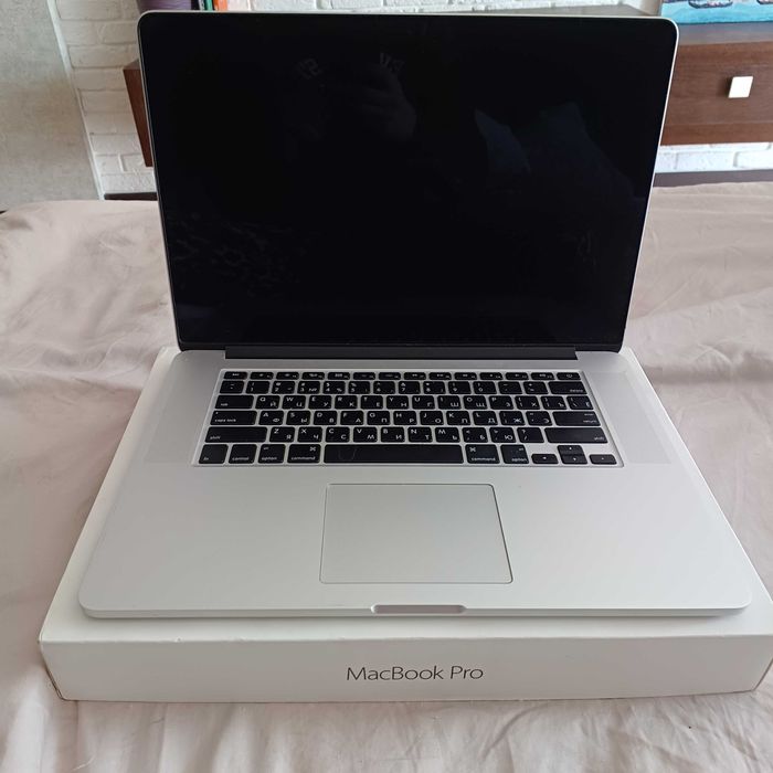 MacBook Pro 15'4 16/512 Space gray