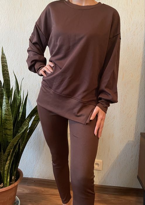 Спортивний костюм коричневий