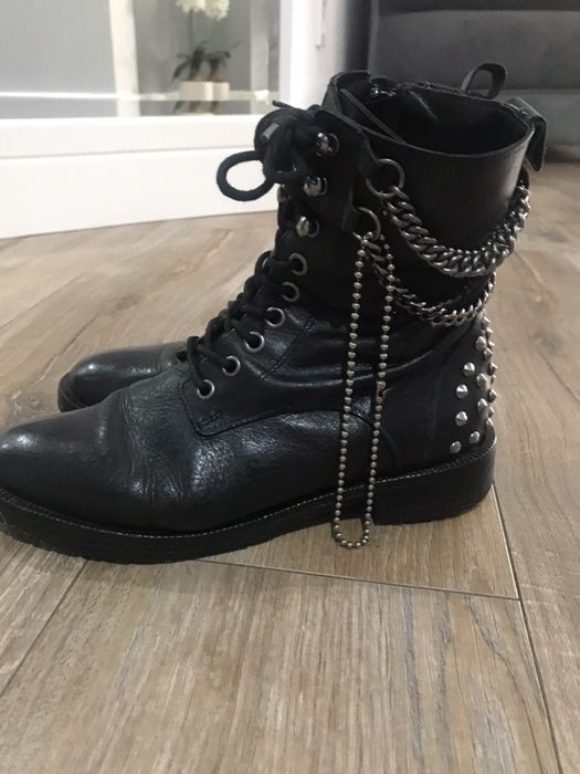 Botki 100% skóra srebrne okucia ćwieki gucci 36