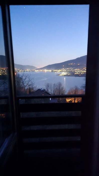 Dom z panoramą. JACUZII  SAUNA  wynajmę dom  na wyłączność.
