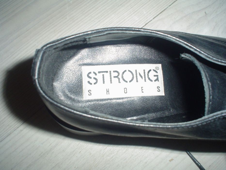 Półbuty sznurowane Vera Gomma