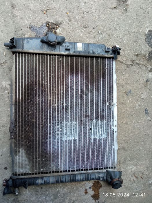 Продам алюмінієвий радіатор від шевроле авео 1,5 без кондиціонера.