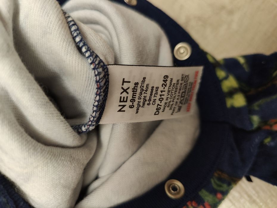 Чоловічки на дівчинку від Next на 6-9міс 68-74см